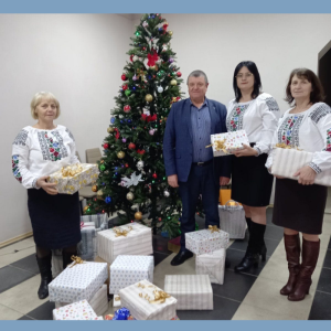 Colectivul pedagogic al Gimnaziului Balasinești susține Campania de caritate „Zâmbetul din cutie” lansată de DÎTS Briceni