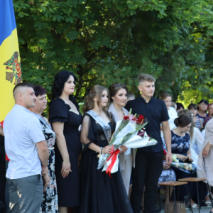 Activitatea de înmânare a certificatelor de absolvire a Gimnaziului Balasinești